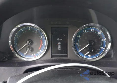 2018 Toyota Corolla Xse z USA, uszkodzony, nr VIN 5YFBURHE4JP774180